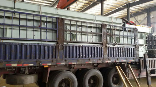 天津萬(wàn)通大廈信達(dá)二期立體停車設(shè)備鋼結(jié)構(gòu)發(fā)貨現(xiàn)場(chǎng)